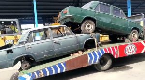 Read more about the article Mobil Tua Rongsok